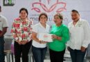 Gobierno Estatal entrega Kits de menstruación digna en Comunidades