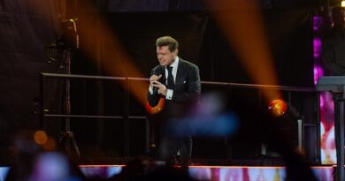 Luis Miguel enciende la Arena Potosí con sus más grandes éxitos