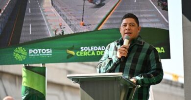 Arrancará Ricardo Gallardo Distribución Gratuita de Agua a los hogares con nuevas pipas