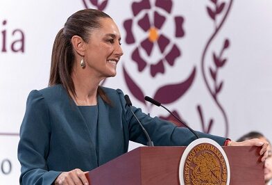 Presidenta Claudia Sheinbaum :Gracias al trabajo permanente del Gabinete de Seguridad se han incautado 10 mil armas, 57, toneladas de Droga, destruido 915 laboratorios y detenido a 21 mil 411 personas