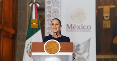 Presidenta Claudia Sheinbaum anuncia incremento salarial del 9% retroactivo a enero y del 1% adicional a partir de septiembre en Reconocimiento a las Maestras y Maestros de México