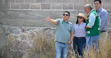 Ricardo Gallardo supervisa obras en el Altiplano y anuncia nuevo puente