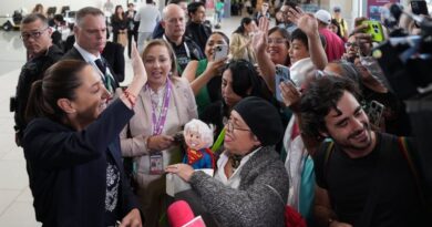 “Muchas gracias por todas las ayudas “: Mexicano reciben con emoción a la Presidenta Claudia Sheinbaum en Canadá