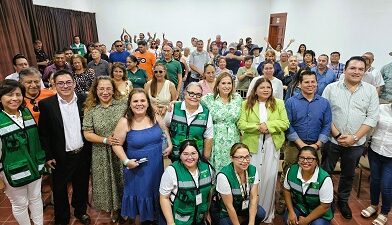 Vallenses celebran trabajo y apoyos de Ricardo Gallardo
