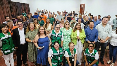 Vallenses celebran trabajo y apoyos de Ricardo Gallardo