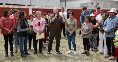 Alcalde Enrique Galindo anuncia pavimentaciones para la colonia Casanova, tras décadas de rezago
