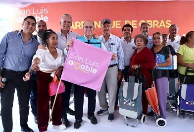 Alcalde Galindo pone fin a cuatro décadas de espera por pavimentaciones