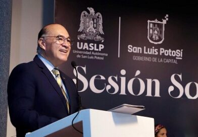 Cabildo de la Capital conmemora 40 Aniversario de la Facultad de Ciencias de la Comunicación de la UASLP