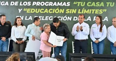 Ricardo Gallardo fortalece a familias de La Pila con entrega de lotes gratuitos