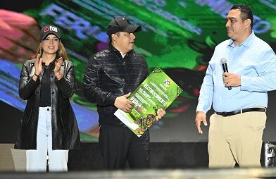 Tras éxito total, Ricardo Gallardo clausura la Feria Nacional Potosina 2025