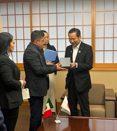 Consolida Ricardo Gallardo exportación de carne y productos potosinos a Asia