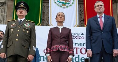 Ninguna injerencia es posible en nuestra Patria : Presidenta Claudia Sheinbaum preside el Desfile Civico Militar por el 215 Aniversario del Grito de la Independencia
