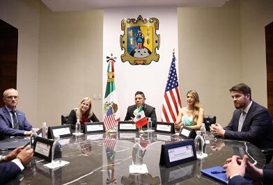 Confianza Internacional en la Paz y Progreso del Estado.