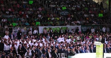 Resultados visibles con Ricardo  Gallardo