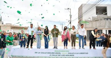Comerciantes de Pozos reconocen a Ricardo Gallardo por nueva calle Molino Rojo
