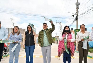 Ricardo Gallardo avanza sin limites con pavimentación de calles en Villa de Pozos