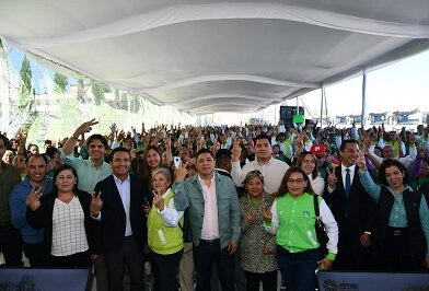 Ricardo Gallardo garantiza agua para las familias potosinas