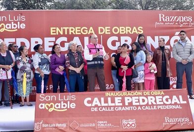 Alcalde Enrique Galindo entrega nuevas vialidades en la colonia Plan de Ayala