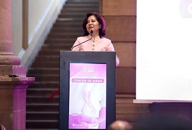 Presidenta del DIF Municipal, Estela Arriaga, y Alcalde Enrique Galindo, reafirman compromiso contra el cáncer de mama