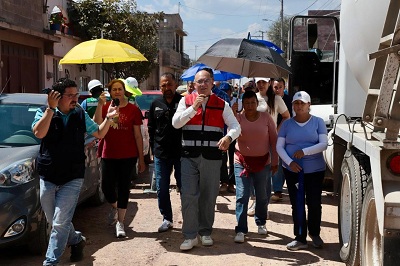 Alcalde Enrique Galindo impulsa histórica modernización de la colonia Mártires de la Revolución