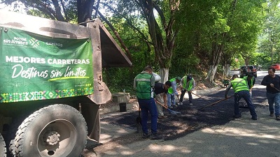 Gobierno  del  Estado fortalece conectividad en la  Huasteca por Xantolo