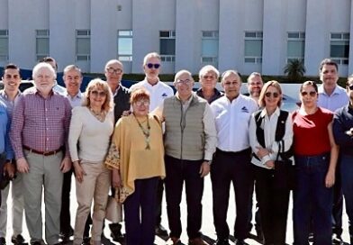 Alcalde Enrique Galindo en alianza con CANACO regenera espacios públicos de la Capital