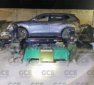 Tras Operativo de Seguridad en la Zona Media, Guardia Civil Estatal asegura vehículo, armas de fuego y poncha llantas