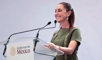 Quiero invitarles el 6 de diciembre al Zócalo para juntas y juntos decir “En México el Pueblo Manda”: Presidenta Claudia Sheinbaum