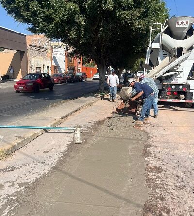 Realiza Gobierno de la Capital trabajos de bacheo en Calzada de Guadalupe