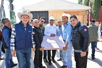 Ricardo Gallardo inicia y entrega Infraestructura prioritaria en Pozos