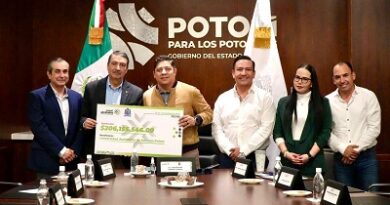 Ricardo Gallardo cumple a la UASLP y entrega más de 206 millones