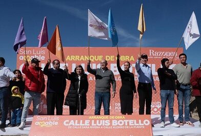 Alcalde Galindo pone fin a 25 años de espera para la pavimentación de Luis Botello