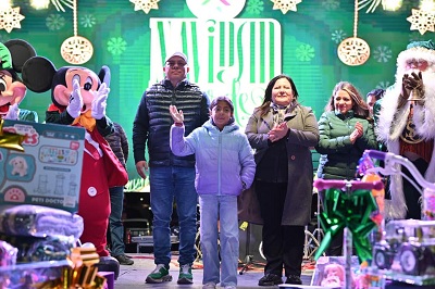 Ciudad Satélite  se ilumina y celebra la Navidad con Ricardo Gallardo