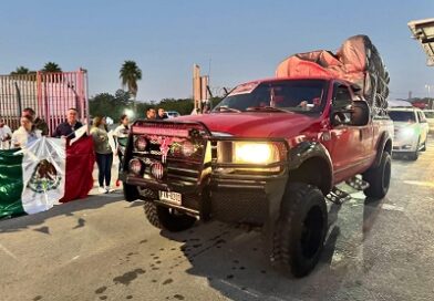 Quinta caravana del migrante potosino parte con mas de 500 familias desde Texas