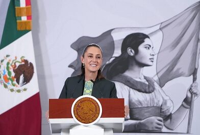 Presidenta Claudia Sheinbaum presenta avances del Plan Michoacán: 405 mil  375 visitas casa por casa, más de 74 mil  atenciones en Ferias del Bienestar y 400 acciones para jóvenes