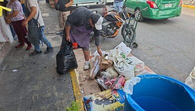 Gobierno de la Capital y locatarios del Mercado República acuerdan trabajo coordinado