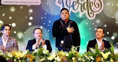Ricardo Gallardo agradece a sector notarial apoyo  a familias potosinas