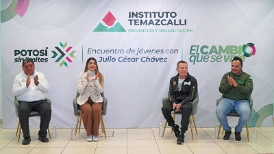 Gobierno Estatal realiza encuentro inspirador con Julio César Chávez