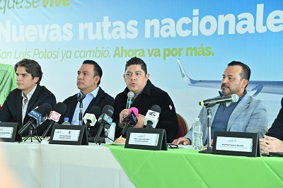 Ricardo Gallardo logra nuevas rutas aéreas a CDMX a Monterrey