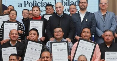 Emotiva despedida del Alcalde Galindo a policías municipales que se jubilan