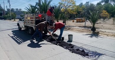 Gobierno de la Capital atiende reportes ciudadanos de bacheo