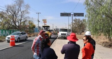 Laterales de Carretera 57 reciben rehabilitación integral