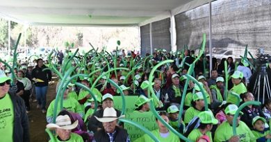 Reconocen potosinos a Ricardo Gallardo por iniciar reconstrucción de camino