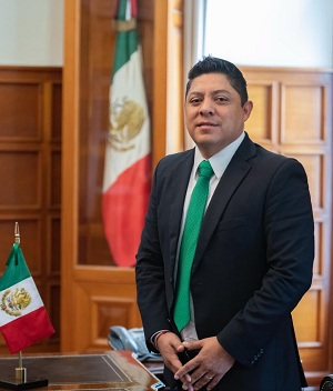 Ricardo Gallardo fortalecerá relaciones bilaterales con el Reino Unido