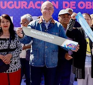 Entrega Enrique Galindo nueva obra vial; la número 107 de la actual administración