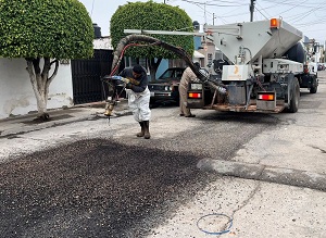 Bacheo emergente atiende 332 puntos en Lomas, Salk y Tierra Blanca