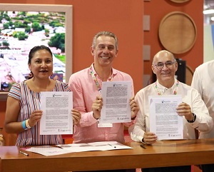 San Luis Capital y Transportes Flix firman convenio de colaboración para impulsar el turismo