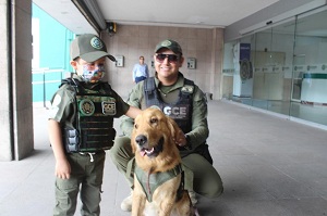 Gobierno Estatal cumple el sueño de Edwin Alejandro como policía honorario