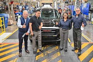 Ricardo Gallardo impulsa la productividad laboral en San luis Potosí