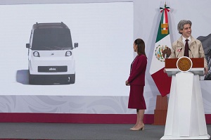 “Resultados que transforman” : Presidenta Claudia Sheinbaum presenta el Prototipo de minivehiculo eléctrico mexicano Olinia